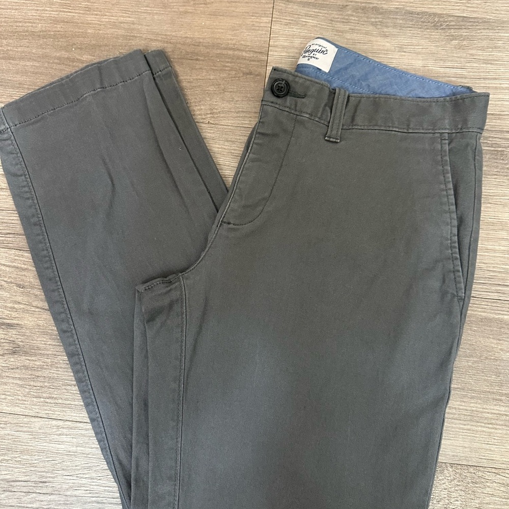Original Penguin Men's Dark Gray Chinos